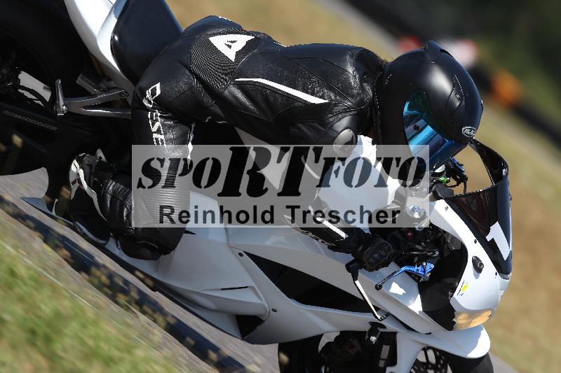 /Archiv-2022/40 18.07.2022 Plüss Moto Sport ADR/Freies Fahren/16